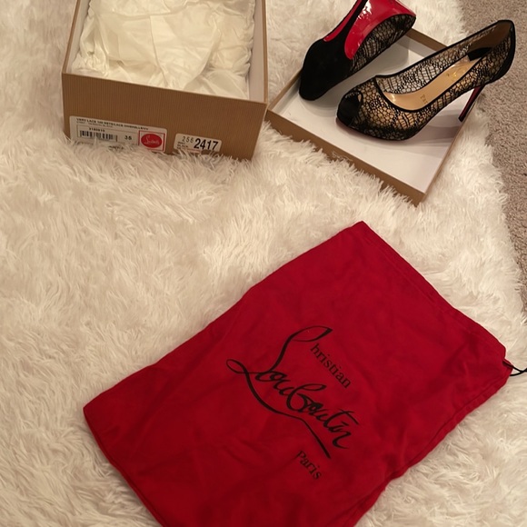 Christian Louboutin Very Lace Pumps, 35 - Picture 8 of 9